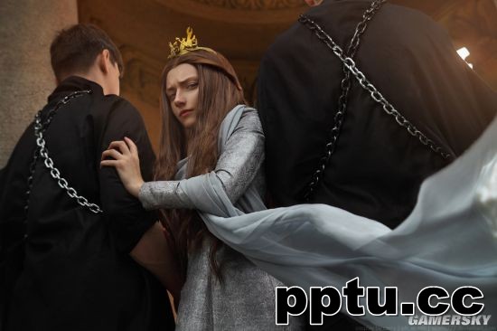 长腿翘臀的香甜正妹 火辣纤腰的白俄COSER