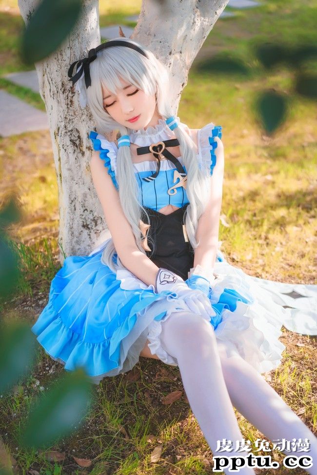 《崩坏3》德丽莎可爱Cosplay【CN:弥音音ww】